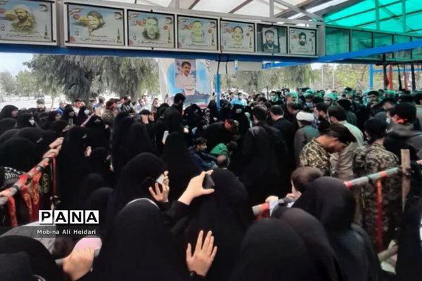 تشییع پیکر شهید مدافع حرم «احسان کربلایی پور» در قم