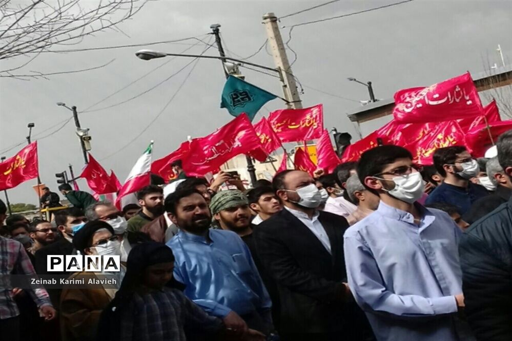 تشییع پیکر شهید مدافع حرم «احسان کربلایی پور» در قم