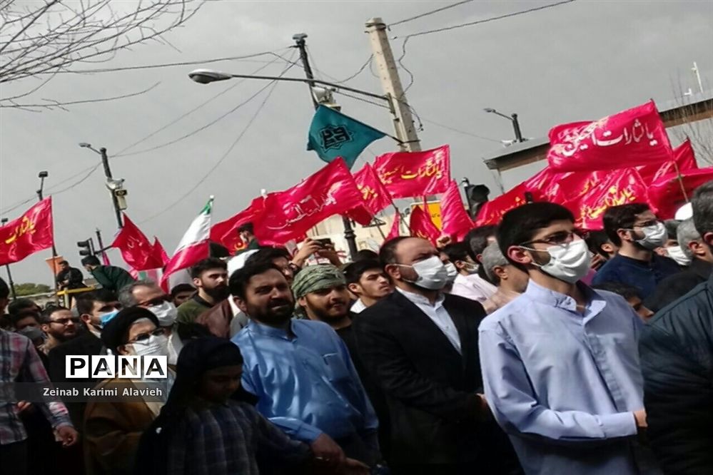 تشییع پیکر شهید مدافع حرم «احسان کربلایی پور» در قم