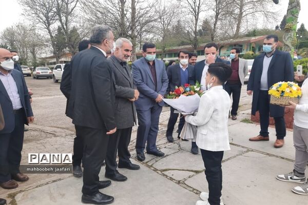 نشست وزیر آموزش و پرورش با فرهنگیان و دانش آموزان مازندران