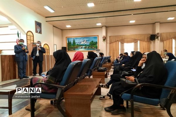 نشست وزیر آموزش و پرورش با فرهنگیان و دانش آموزان مازندران