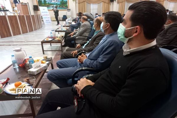 نشست وزیر آموزش و پرورش با فرهنگیان و دانش آموزان مازندران