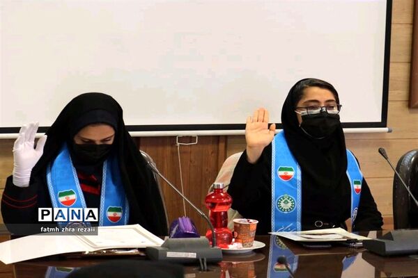 کارگاه آموزشی مجلس و شورای دانش‌آموزی ناحیه دو قزوین