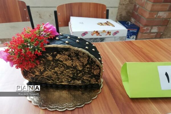 اختتامیه نخستین نمایشگاه کیک، شیرینی، شکلات و دسرهای خانگی در اسلامشهر