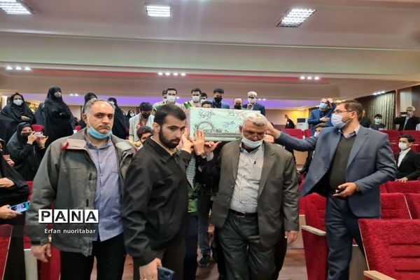 آیین بزرگداشت روز شهدا در منطقه ۱۳