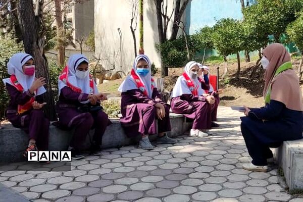 برگزاری آخرین جلسه شورای دانش‌آموزی دبستان حضرت زهرا(س)‌رودهن در سال ۱۴۰۰