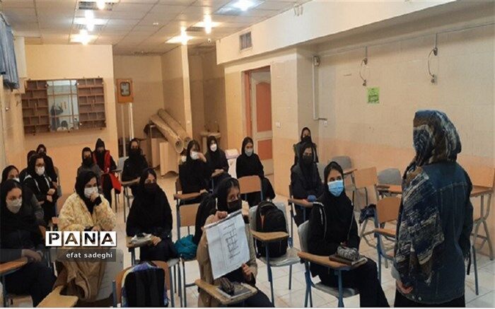 طرح افزایش مشارکت‌های اجتماعی دختران در ورامین کلیدخورد
