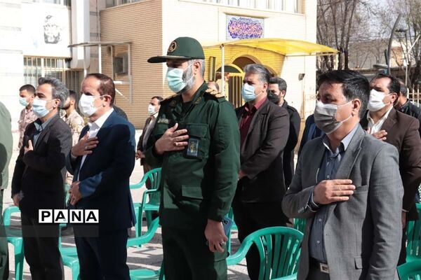 سیل کمک‌های مومنانه در آستانه سال جدید