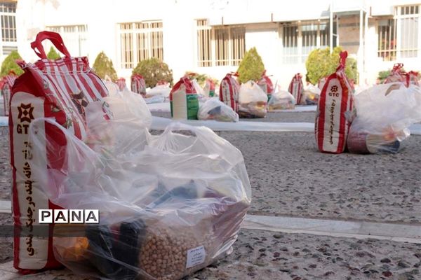 سیل کمک‌های مومنانه در آستانه سال جدید