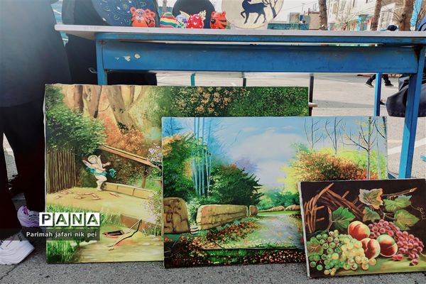 برگزاری بازارچه کسب و کار دانش‌آموزی در دبیرستان شهید زهره‌وند شهرستان قرچک