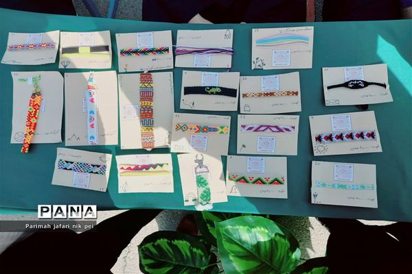 برگزاری بازارچه کسب و کار دانش‌آموزی در دبیرستان شهید زهره‌وند شهرستان قرچک