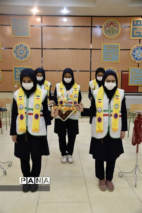 مراسم اختتامیه سومین طرح ملی لاله‌های روشن در شهرضا