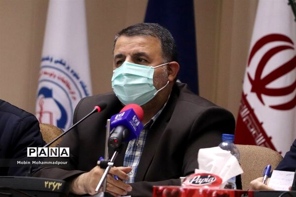 نشست خبری رئیس دانشگاه علوم‌ پزشکی تبریز