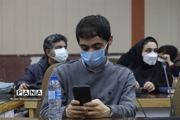 نشست خبری رئیس دانشگاه علوم‌ پزشکی تبریز