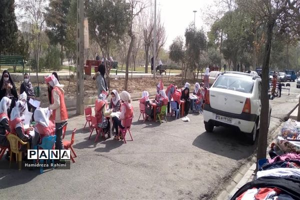 طرح کوچه تکانی با همکاری شهرداری ناحیه ۴ منطقه ۱۵ در مدرسه امام رضا(ع)1 برگزارشد