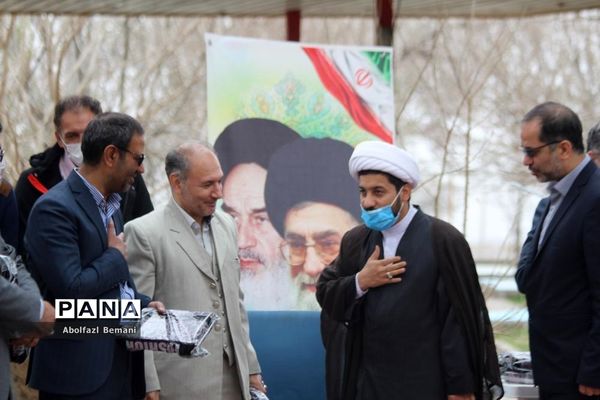 مراسم تقدیر از معاونان پرورشی ناحیه یک قم در اردوگاه ملاصدرا