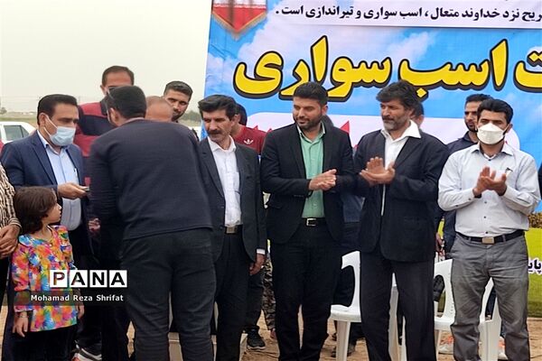 برگزاری اولین دوره مسابقات اسب‌سواری در شهرستان امیدیه