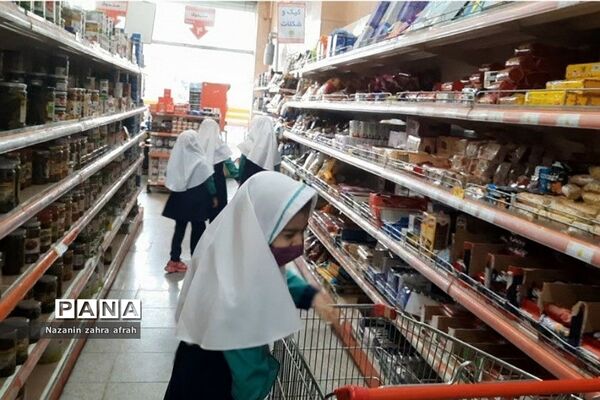 توزیع بسته‌های حمایتی در آخرین سه‌شنبه مهدوی رودهن