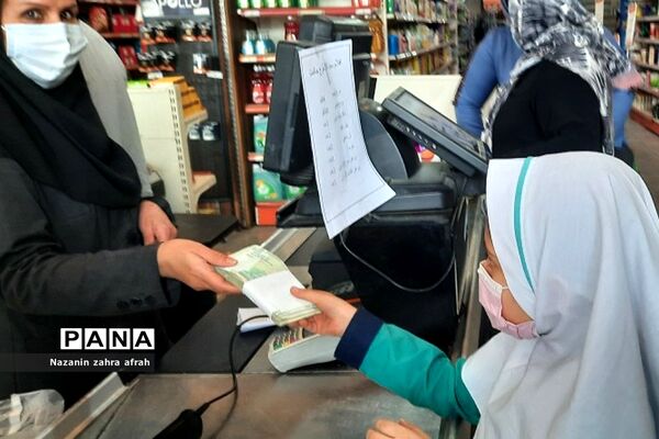 توزیع بسته‌های حمایتی در آخرین سه‌شنبه مهدوی رودهن