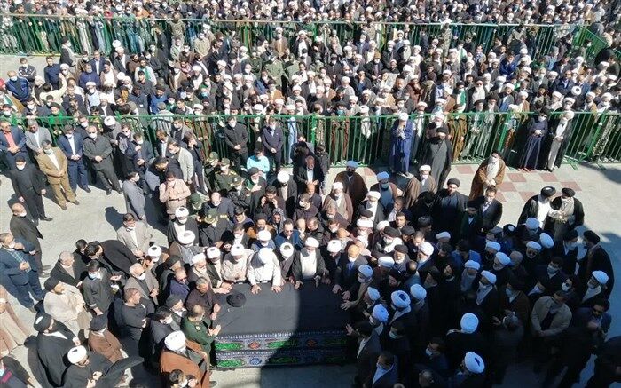پیکر آیت الله علوی گرگانی در حرم حضرت معصومه(س) به خاک سپرده شد