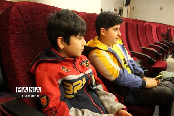 نشست بزرگداشت حکیم نظامی گنجوی در گلوگاه