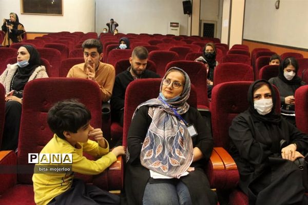 نشست بزرگداشت حکیم نظامی گنجوی در گلوگاه