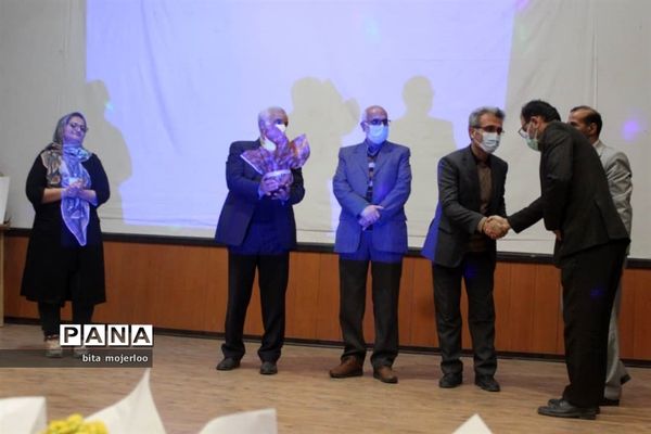 نشست بزرگداشت حکیم نظامی گنجوی در گلوگاه