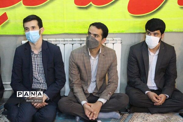 مراسم تکریم و معارفه روسای جدید و قدیم سازمان دانش‌آموزی فارس