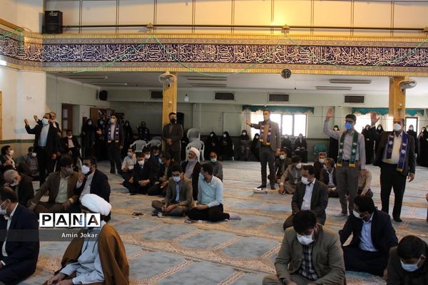 مراسم تکریم و معارفه روسای جدید و قدیم سازمان دانش‌آموزی فارس