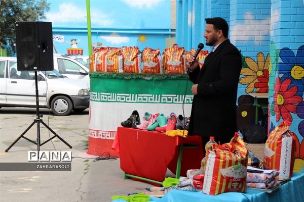 چهاردهمین رزمایش کمک‌های مومنانه بسیج فرهنگیان و دانش‌آموزی ناحیه دو شهر ری