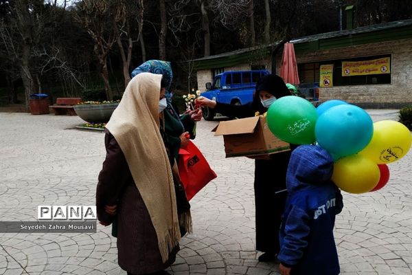 پویش «حال خوب» توسط دانش آموزان منطقه ۱۳ در بوستان قیطریه