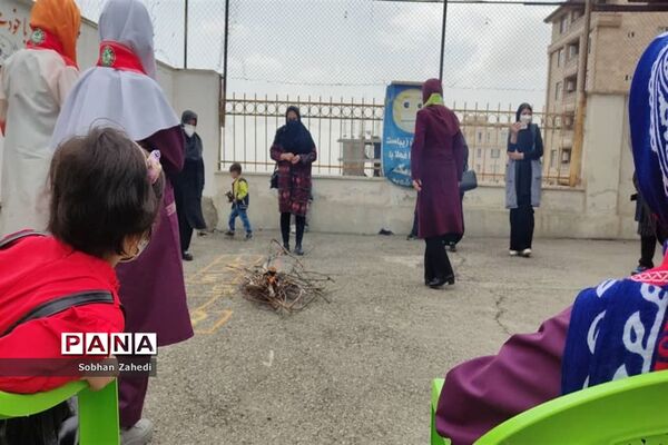 برگزاری جشن‌ چهارشنبه سوری در مدرسه حضرت زهرا(س) رودهن