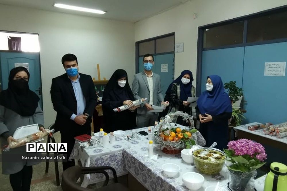 برگزاری مراسم پیشواز بهار در هنرستان مبتکران رودهن