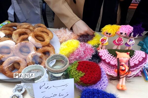 نمایشگاه دست‌سازه‌های دانش‌آموزی در ورامین
