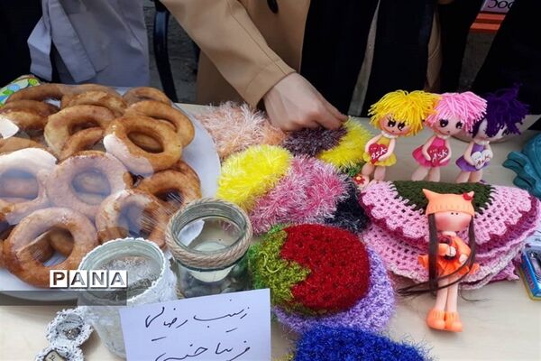 نمایشگاه دست‌سازه‌های دانش‌آموزی در ورامین