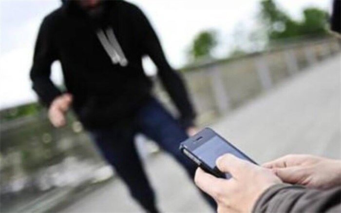 اولین کاری که باید بعد از سرقت موبایلتان انجام دهید