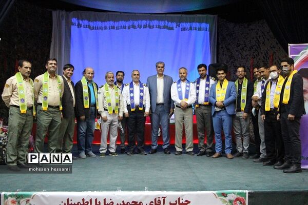 مراسم سپاس و قدردانی از زحمات مدیرسازمان دانش‌آموزی استان خراسان جنوبی
