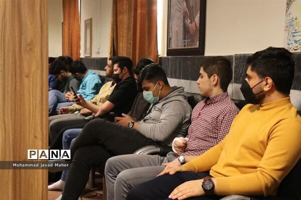 تجلیل از نقش‌آفرینان نمایشگاه مدرسه انقلاب شهرستان قدس