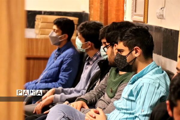 تجلیل از نقش‌آفرینان نمایشگاه مدرسه انقلاب شهرستان قدس