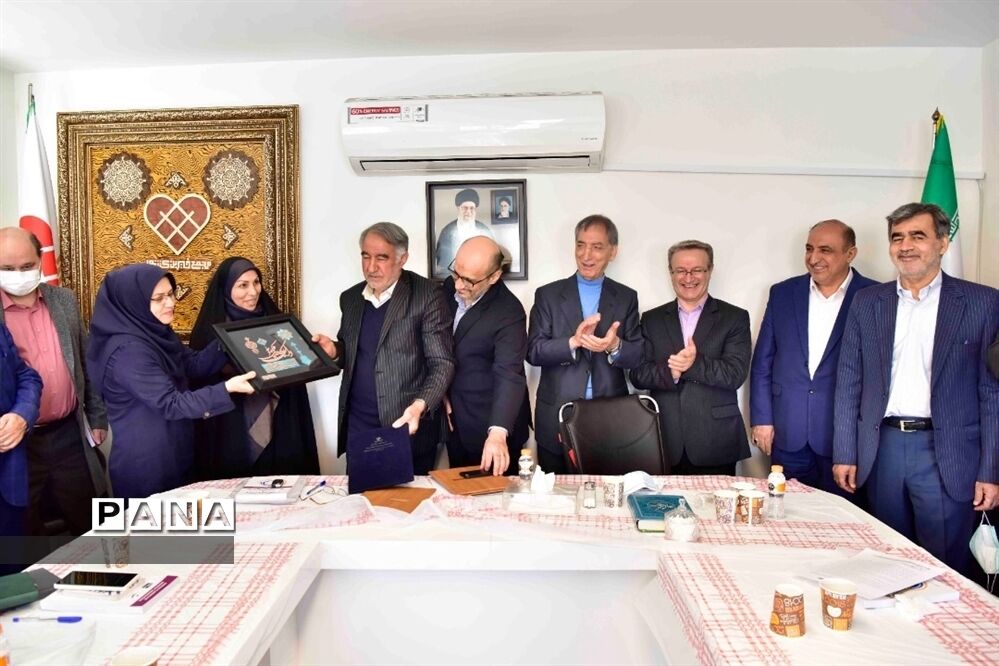 جلسه هیات مدیره مجمع خیرین کشور