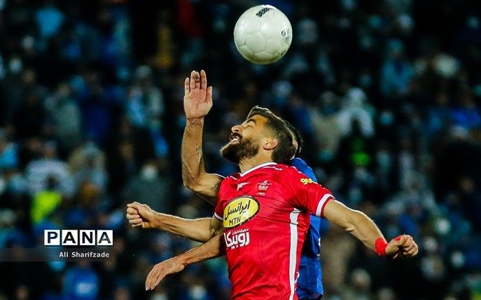 دربی 98 یک یک شد؛ آبی‌ها به قهرمانی نزدیک‌تر شدند