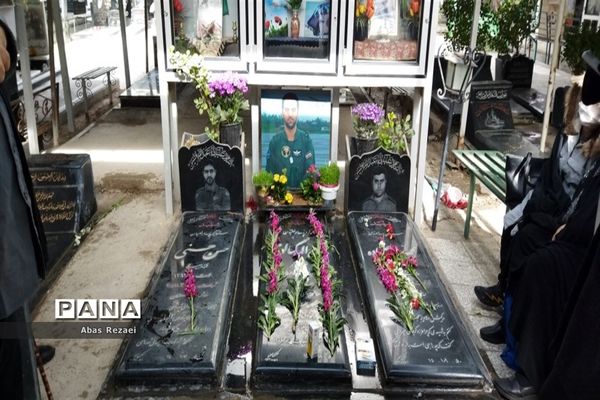 آخرین جمعه قرن در بهشت زهرا پر از سکوت است