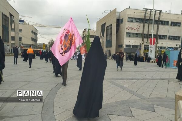 اجتماع دانش‌آموزی مهدی یاوران در مشهد