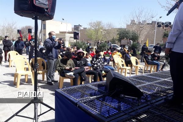 برگزاری همایش مهدی یاوران دراصفهان