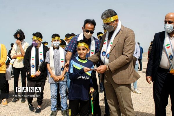 پیاده‌روی دانش‌آموزی مهدی یاوران مدارس بوشهر