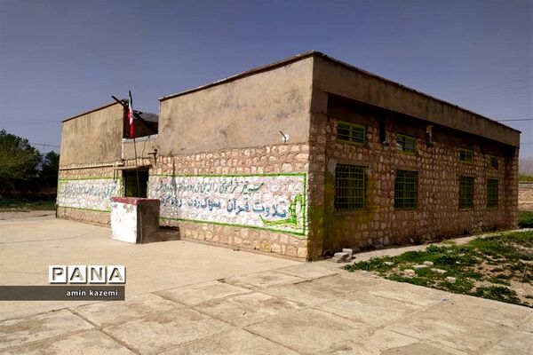 کلنگ‌زنی و بازسازی آموزشگاه‌های بختاجرد، محمد‌آباد و شهنان از روستاهای داراب