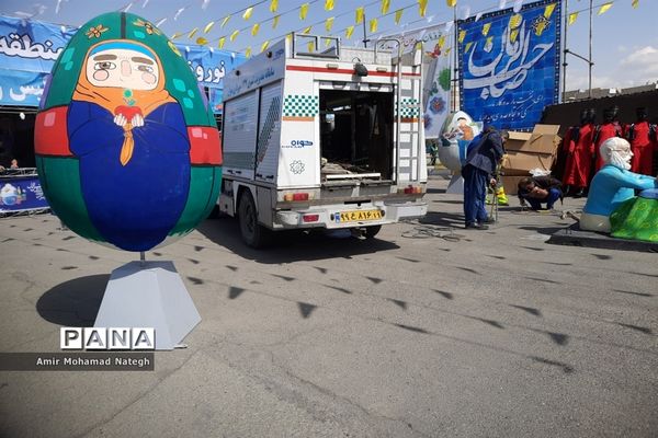 برپایی ایستگاه استقبال از مسافران نوروزی در منطقه ۱۵