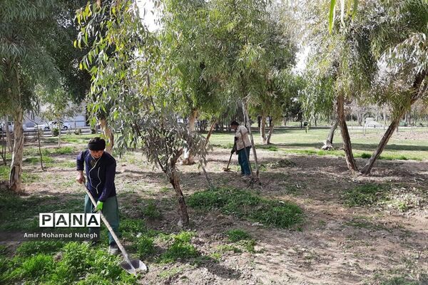 برپایی ایستگاه استقبال از مسافران نوروزی در منطقه ۱۵