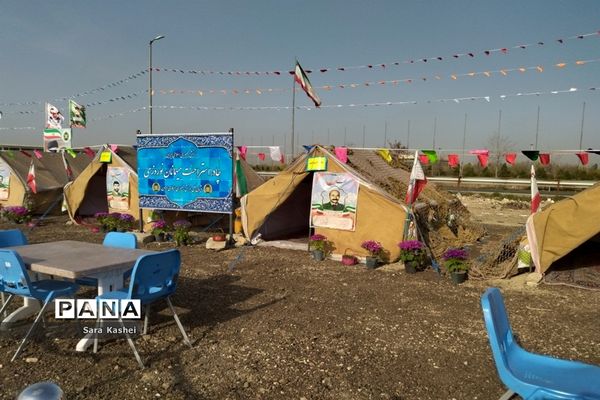 ارائه خدمات و اسکان موقت مسافران نوروزی توسط ارتش