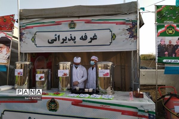 ارائه خدمات و اسکان موقت مسافران نوروزی توسط ارتش
